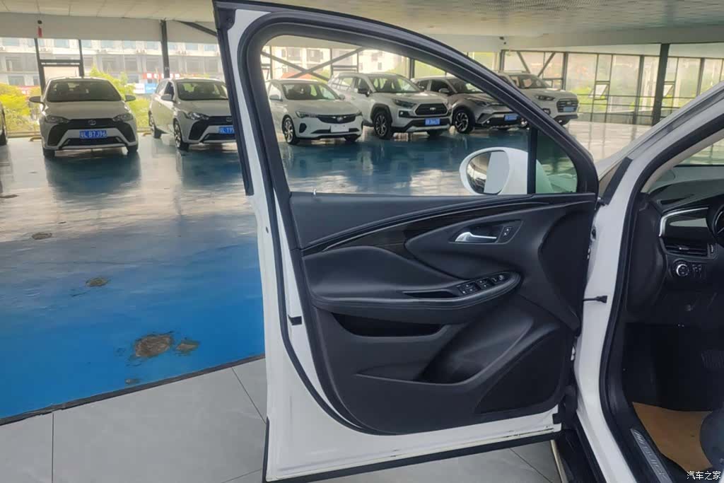 Buick Envision Plus, 2018 7