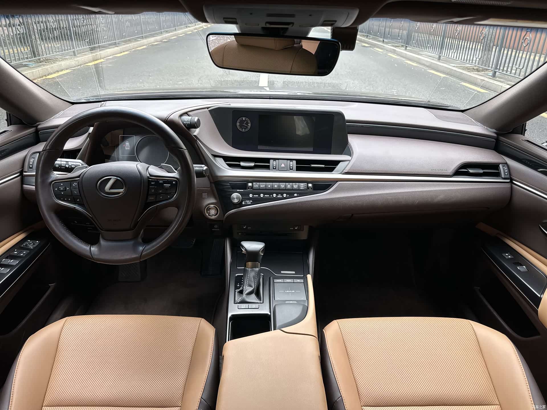 Lexus ES, 2021 6