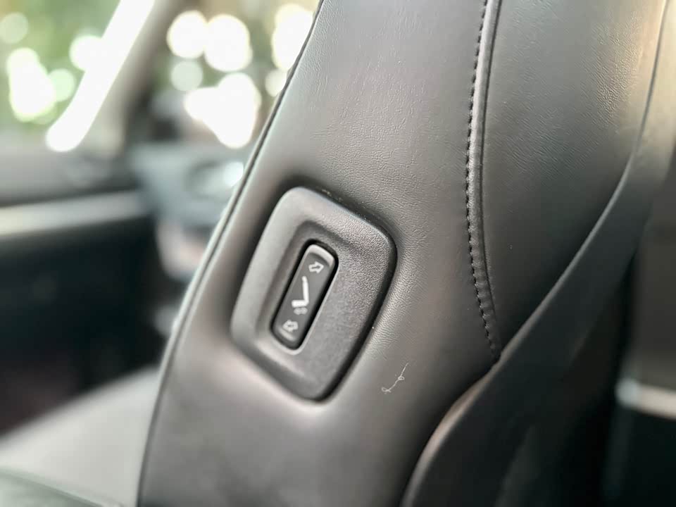 Jeep Grand Commander