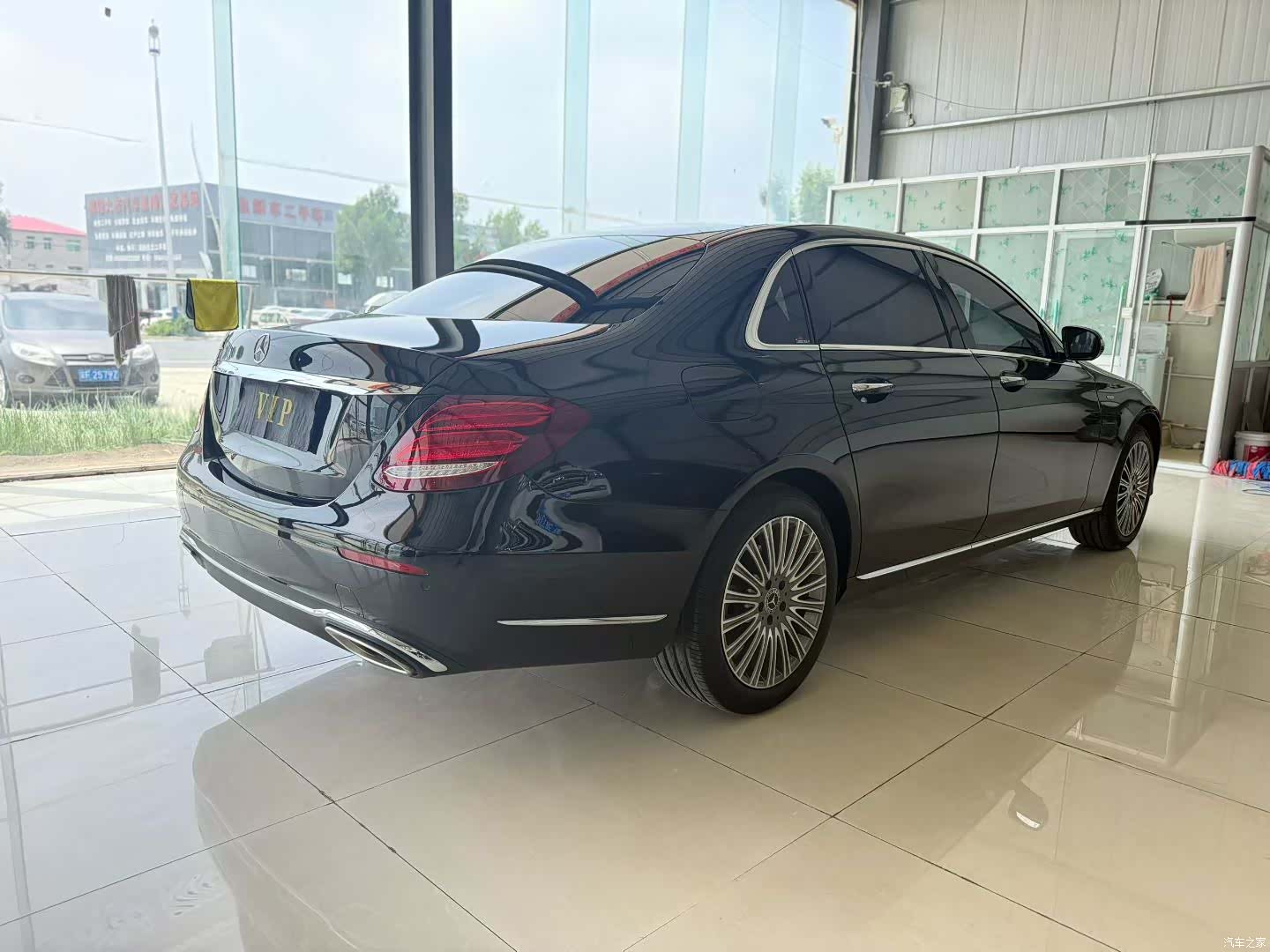 Mercedes-Benz E-Class, 2020 4
