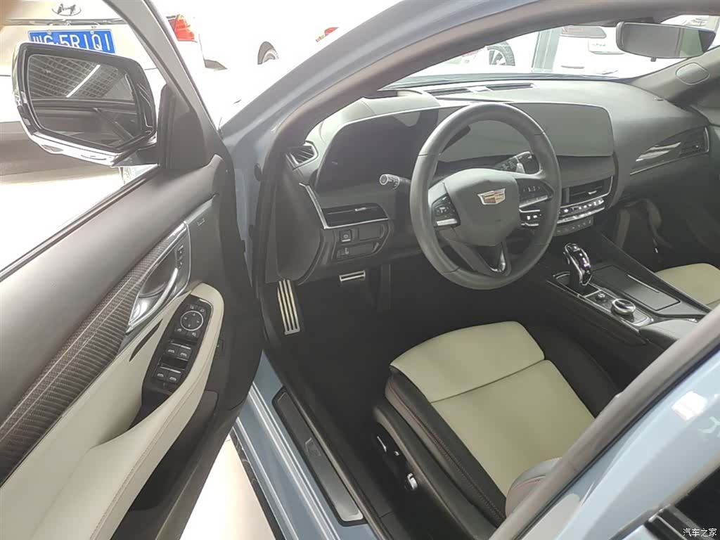 Cadillac CT5, 2025 16