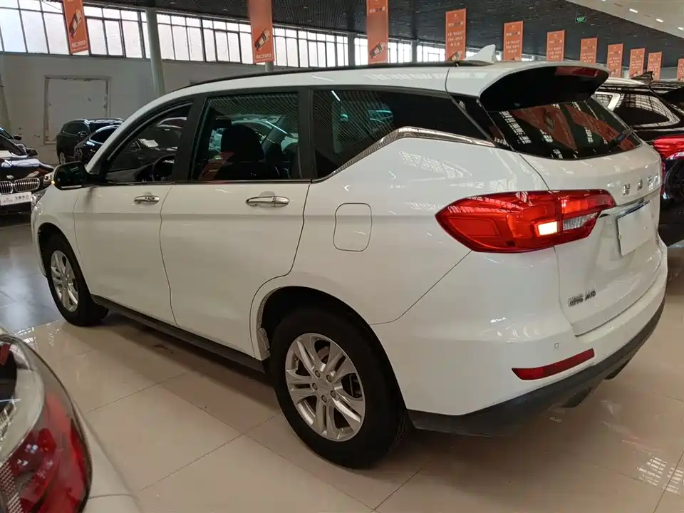 Haval M6