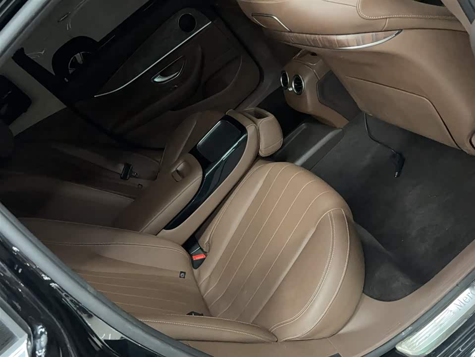 Mercedes-Benz E-class Mercedes-Benz E-class