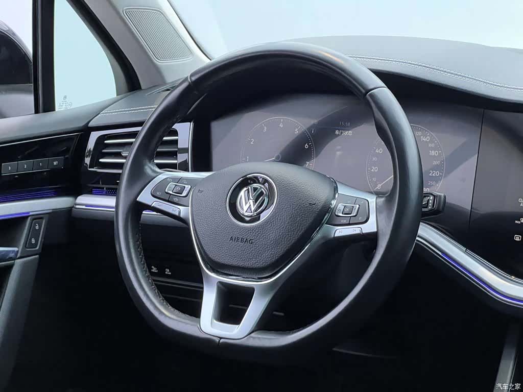 Volkswagen Touareg, 2019 31