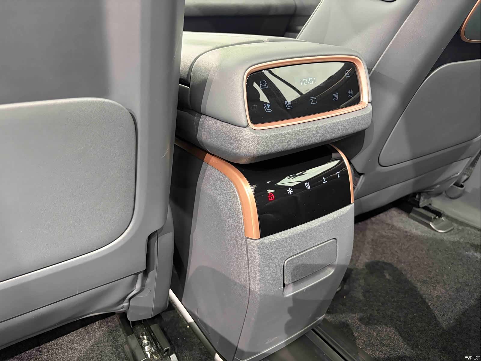 DongFeng eπ008, 2025 17