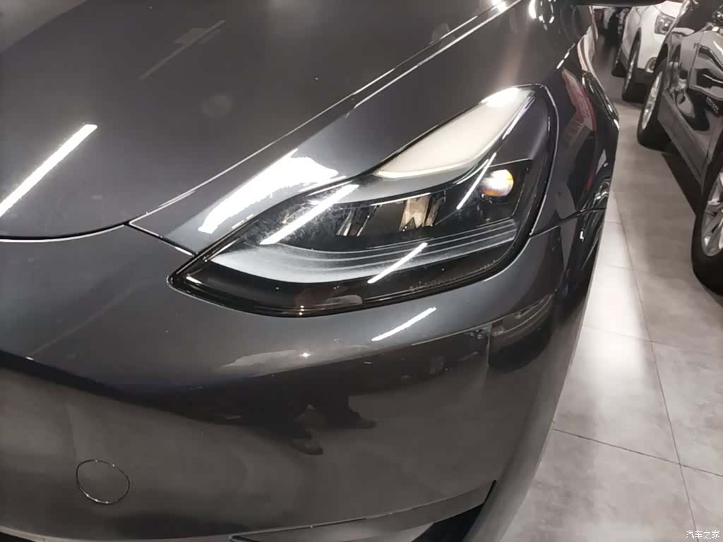 Tesla Model Y, 2024 24