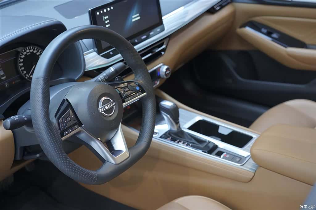 Nissan Teana, 2023 16