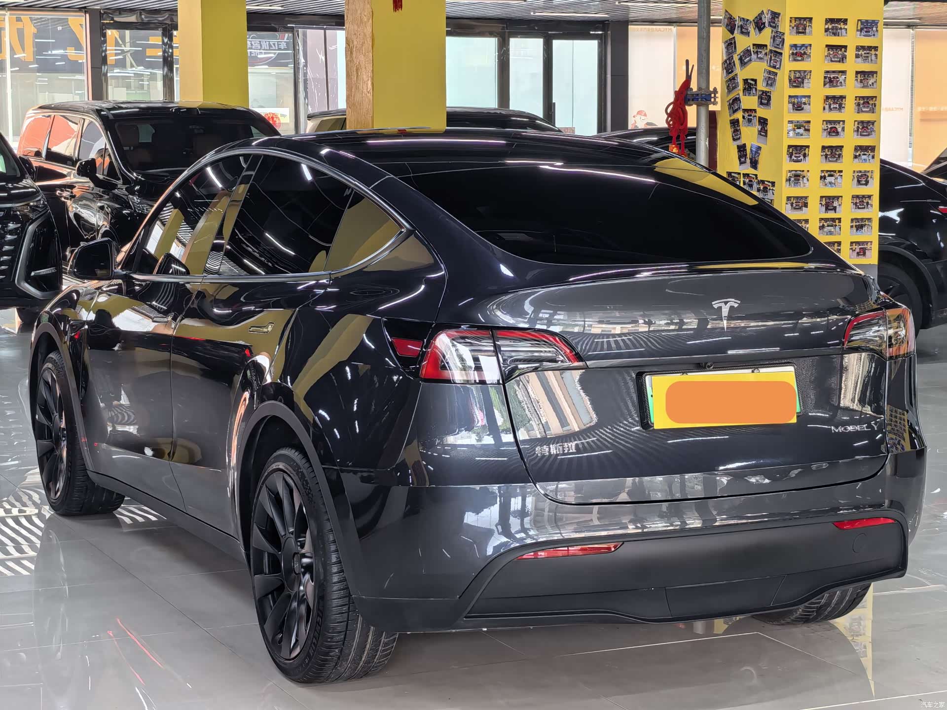 Tesla Model Y, 2024 18