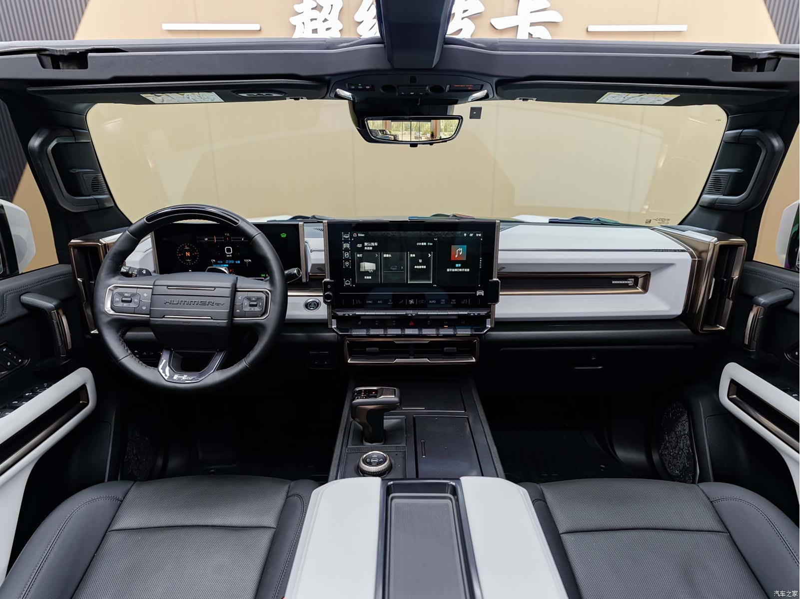 Hummer 3X, 2025 6
