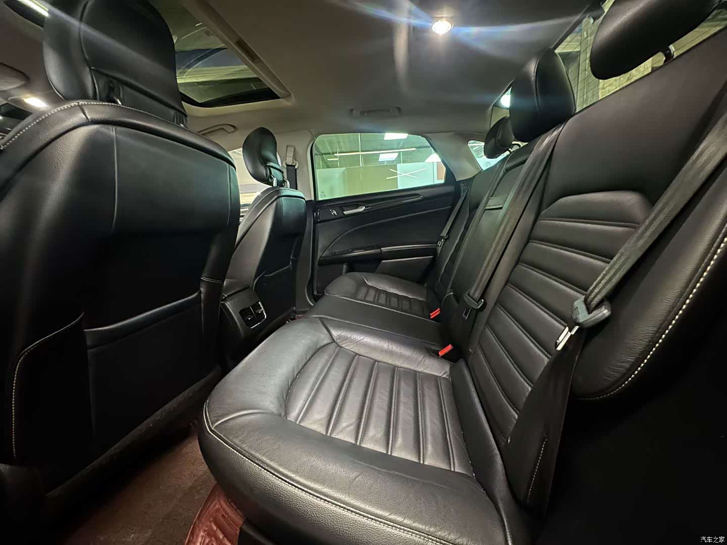 Ford Mondeo, 2017 все фото