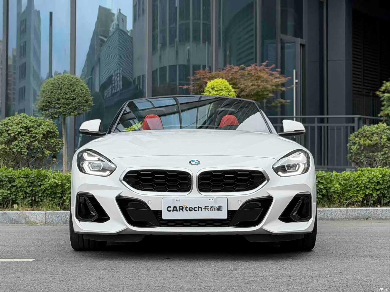 BMW Z4, 2025 2