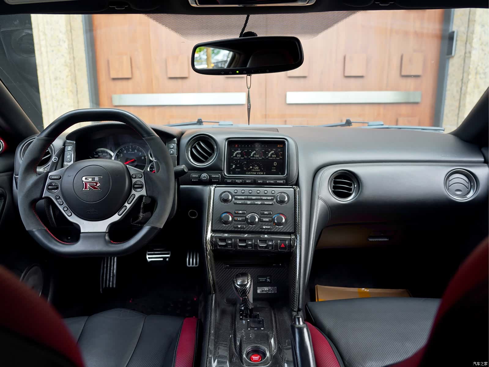 Nissan GT-R, 2012 21