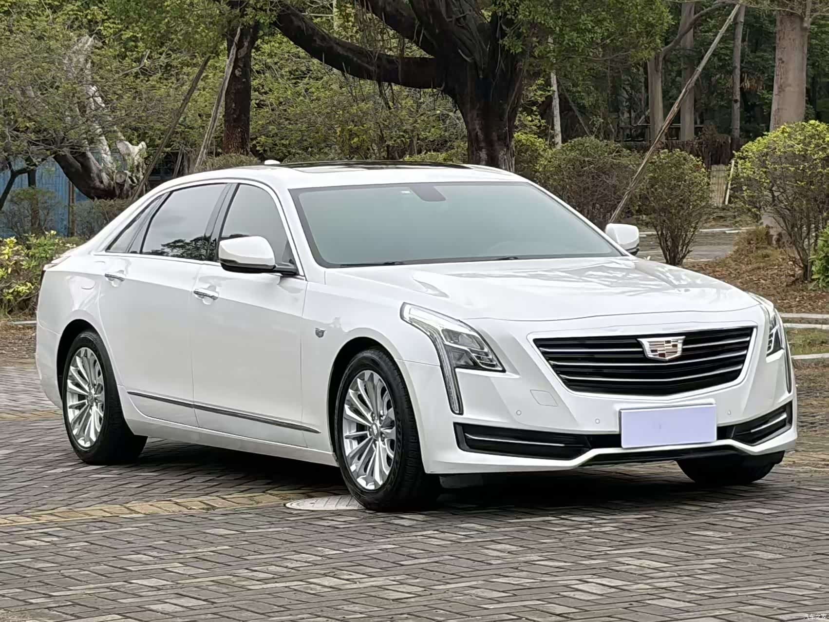 Cadillac CT6, 2018 3