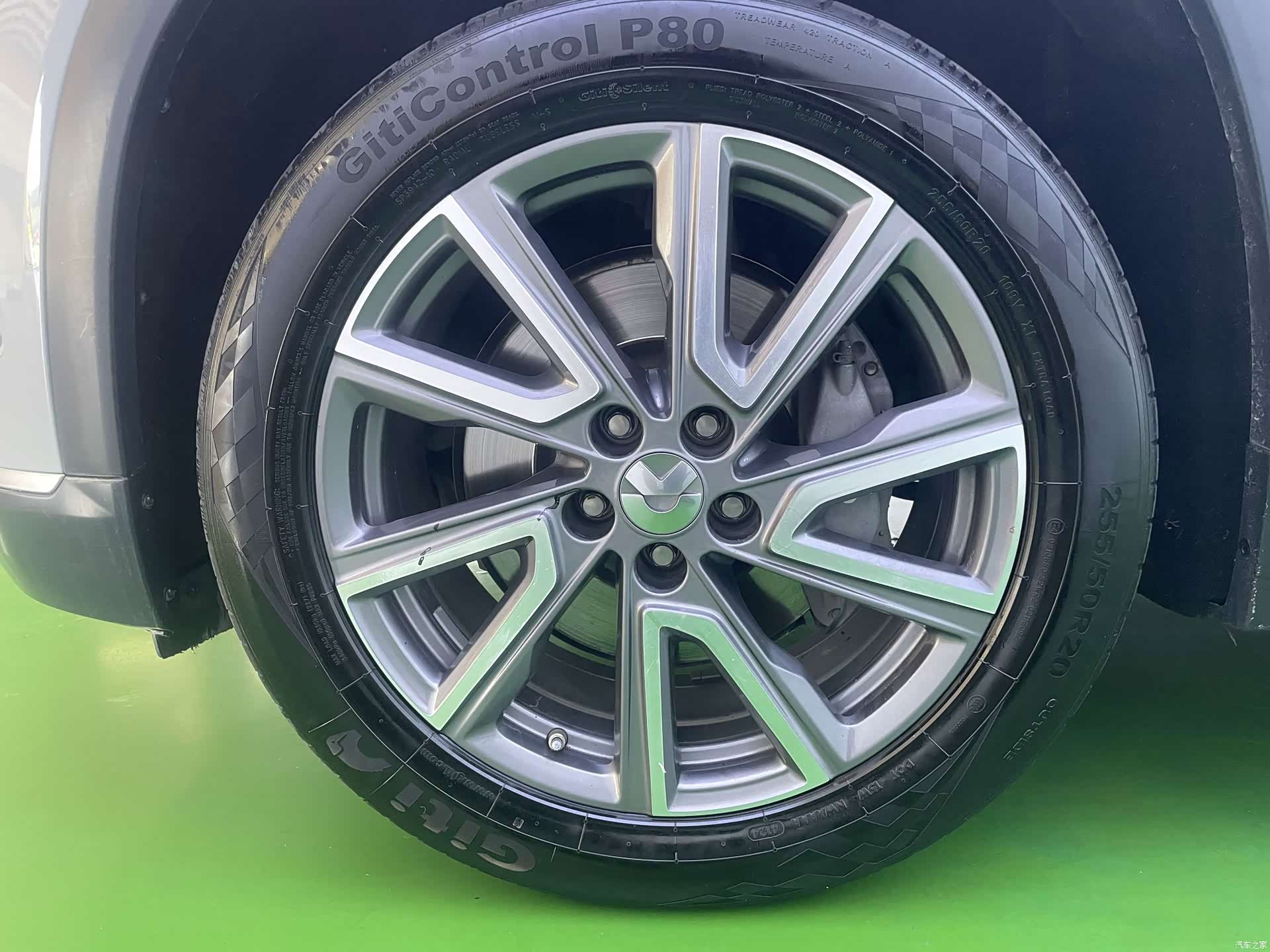 NIO ES8, 2021 6