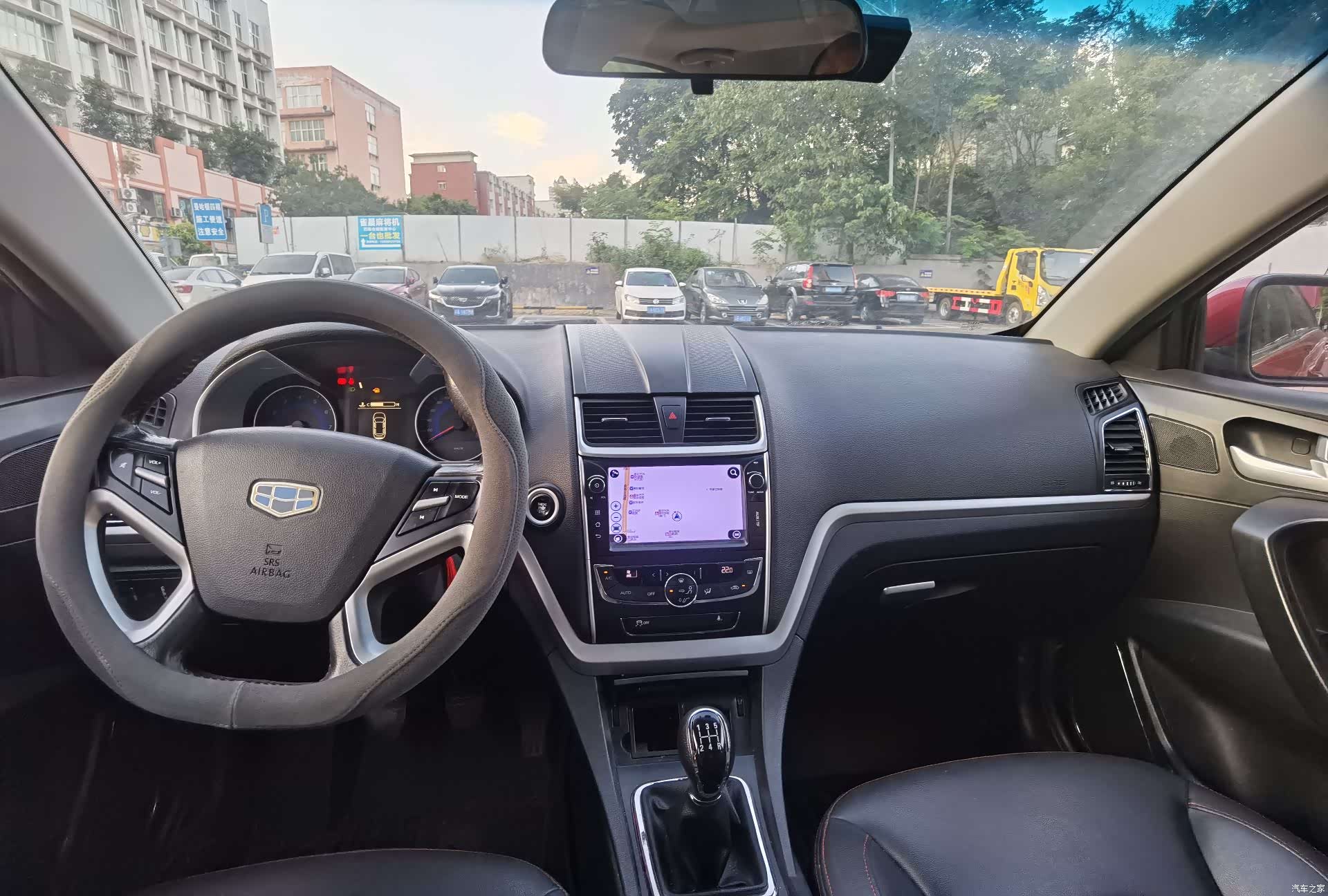 Geely Emgrand, 2015 15