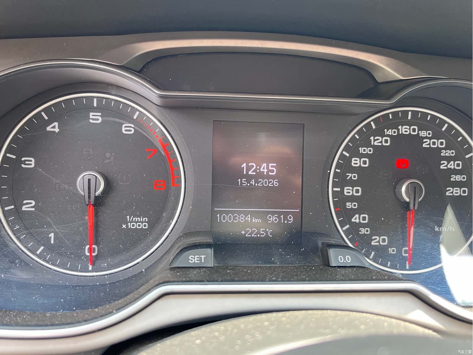 Audi A4L, 2015 6