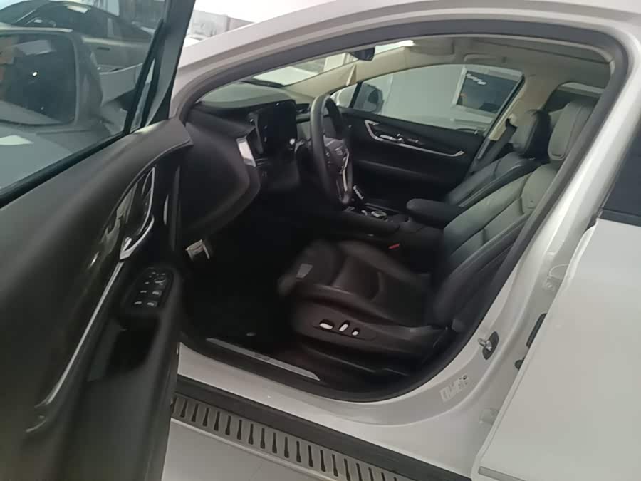 Cadillac XT5 2016, фото 16