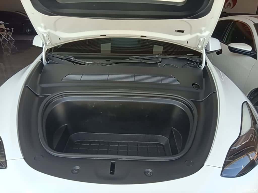 Tesla Model Y, 2021 20