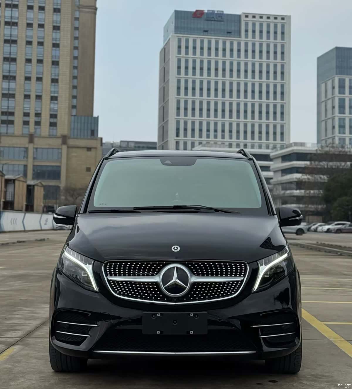 Mercedes-Benz V-Class