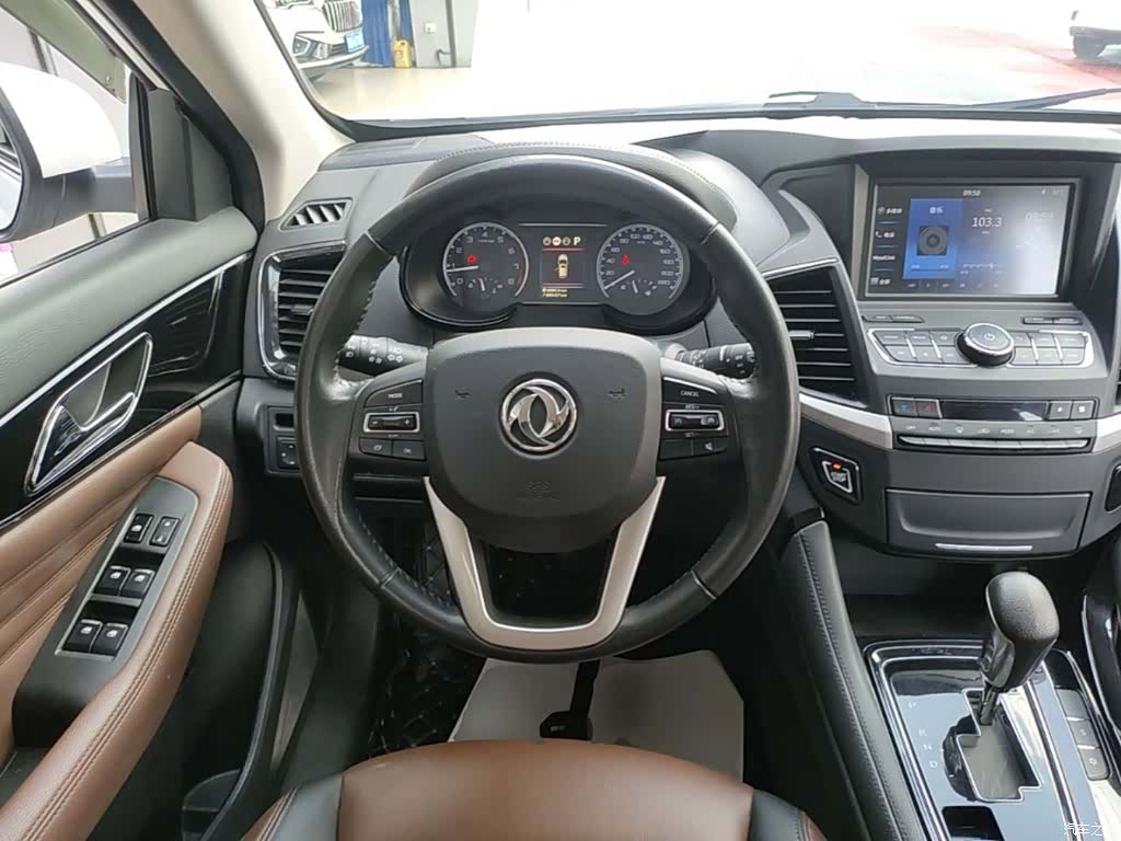 DongFeng AX7, 2018 11