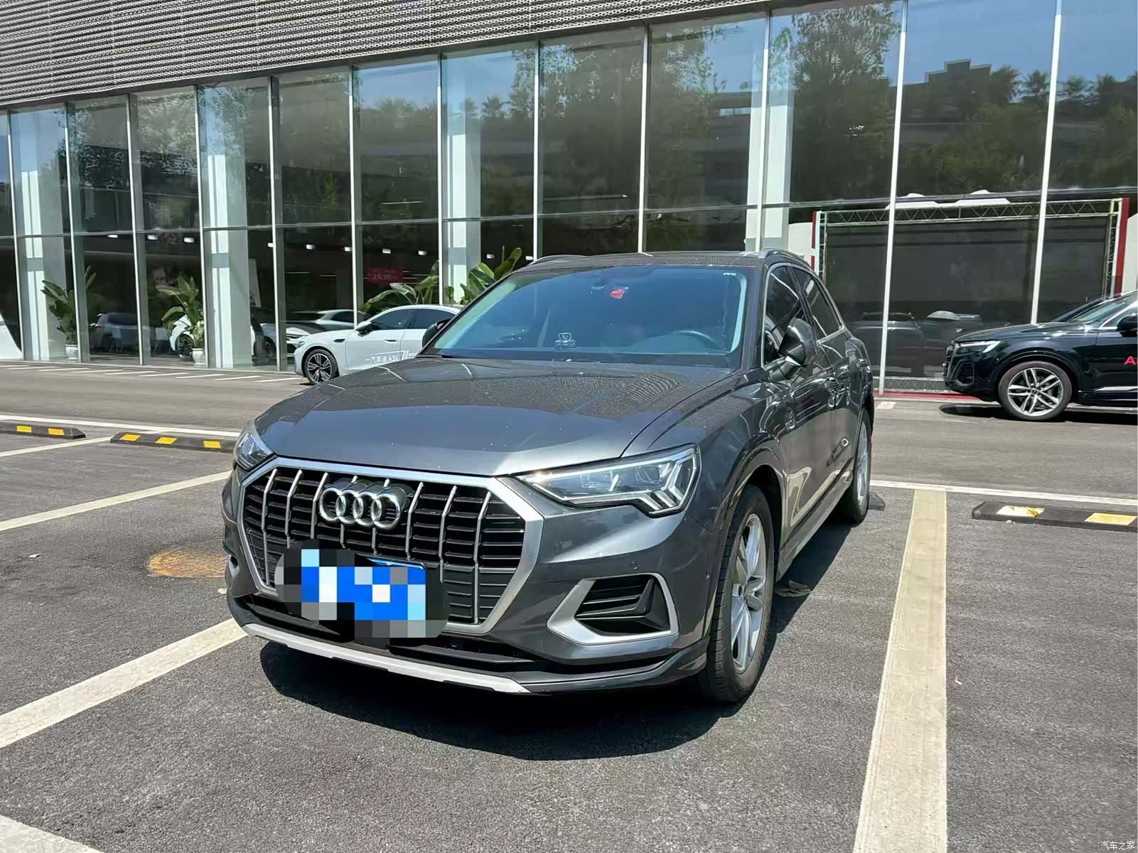 Audi Q3, 2022 1