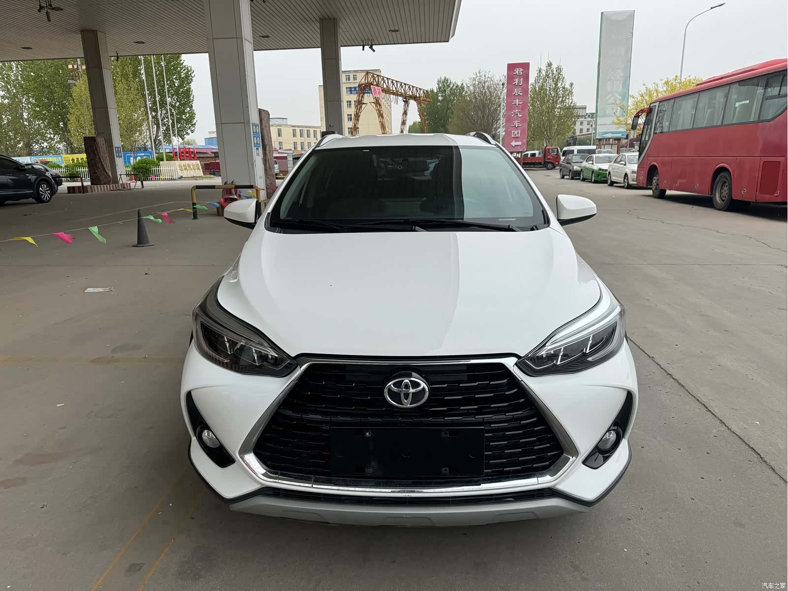 Toyota YARiS L, 2023 2