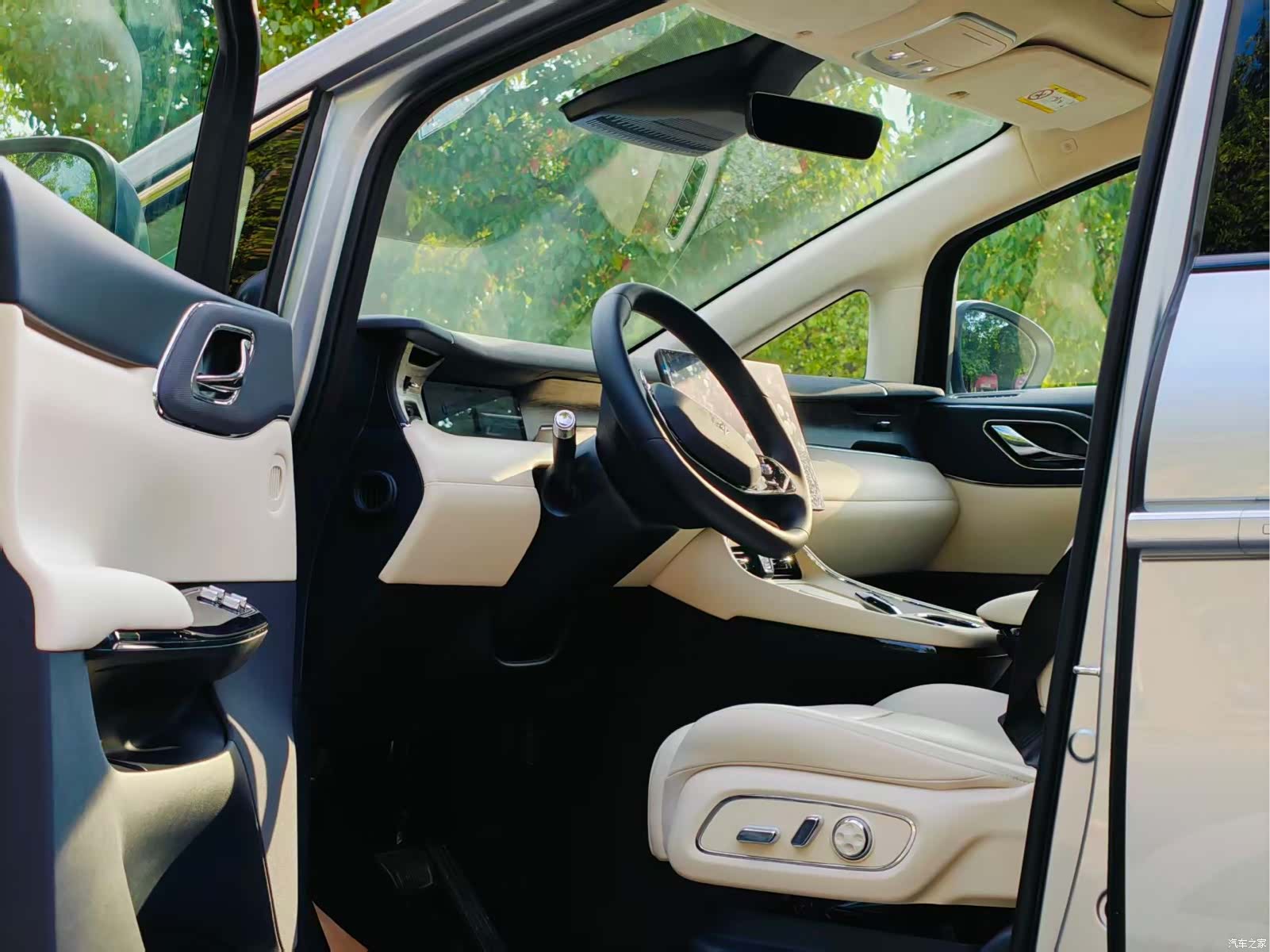 BAIC V9, 2026 10