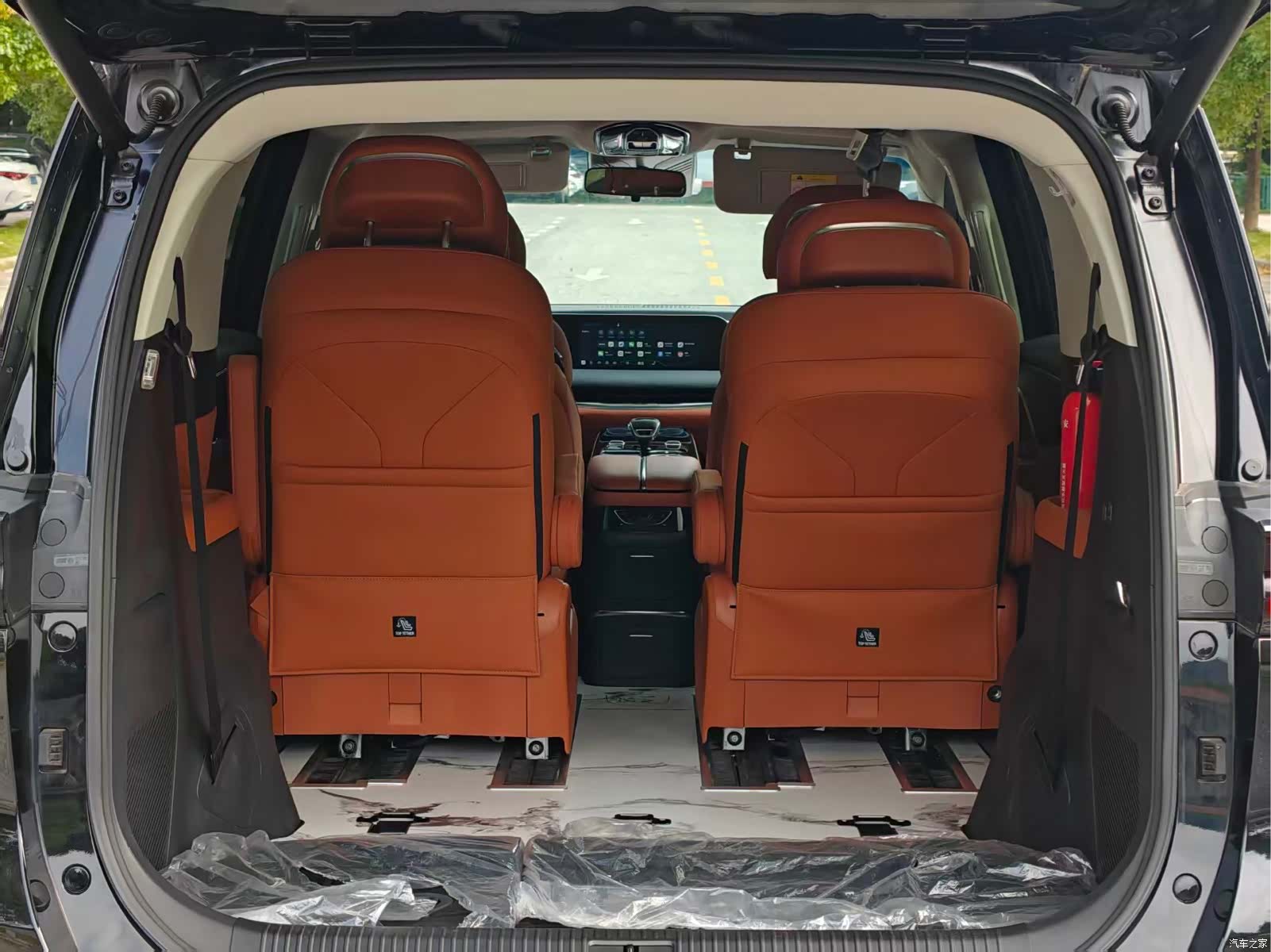 DongFeng V9, 2025 19