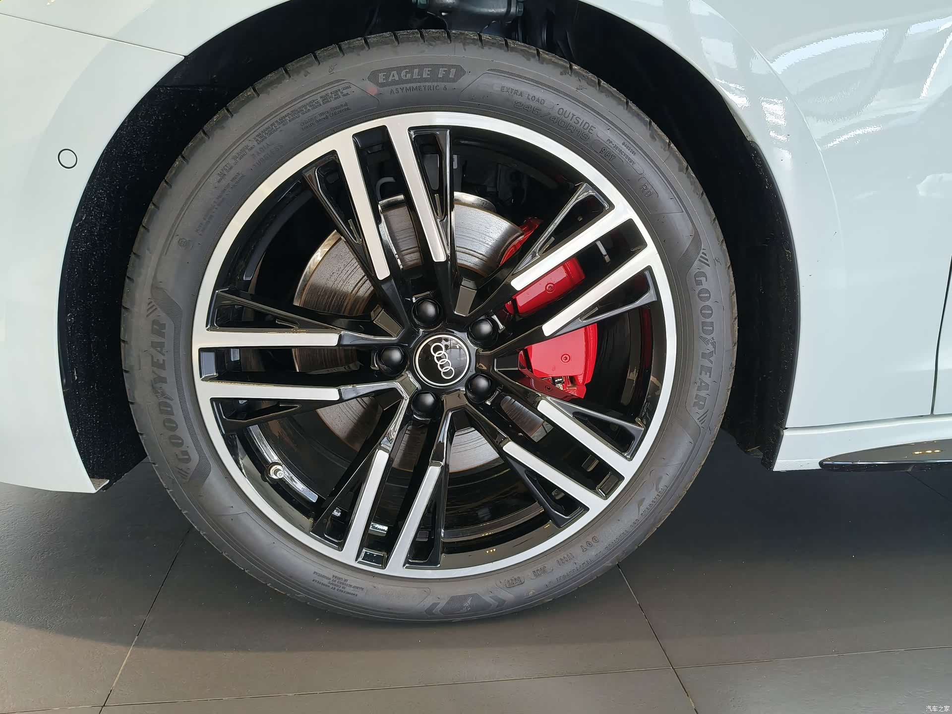 Audi A5, 1900 4