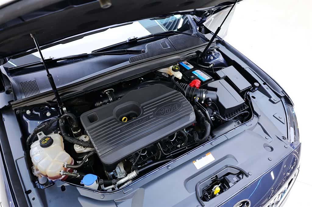 Ford Taurus, 2022 34