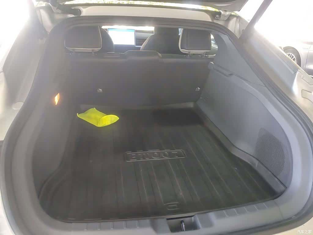 DongFeng eπ007, 2025 10