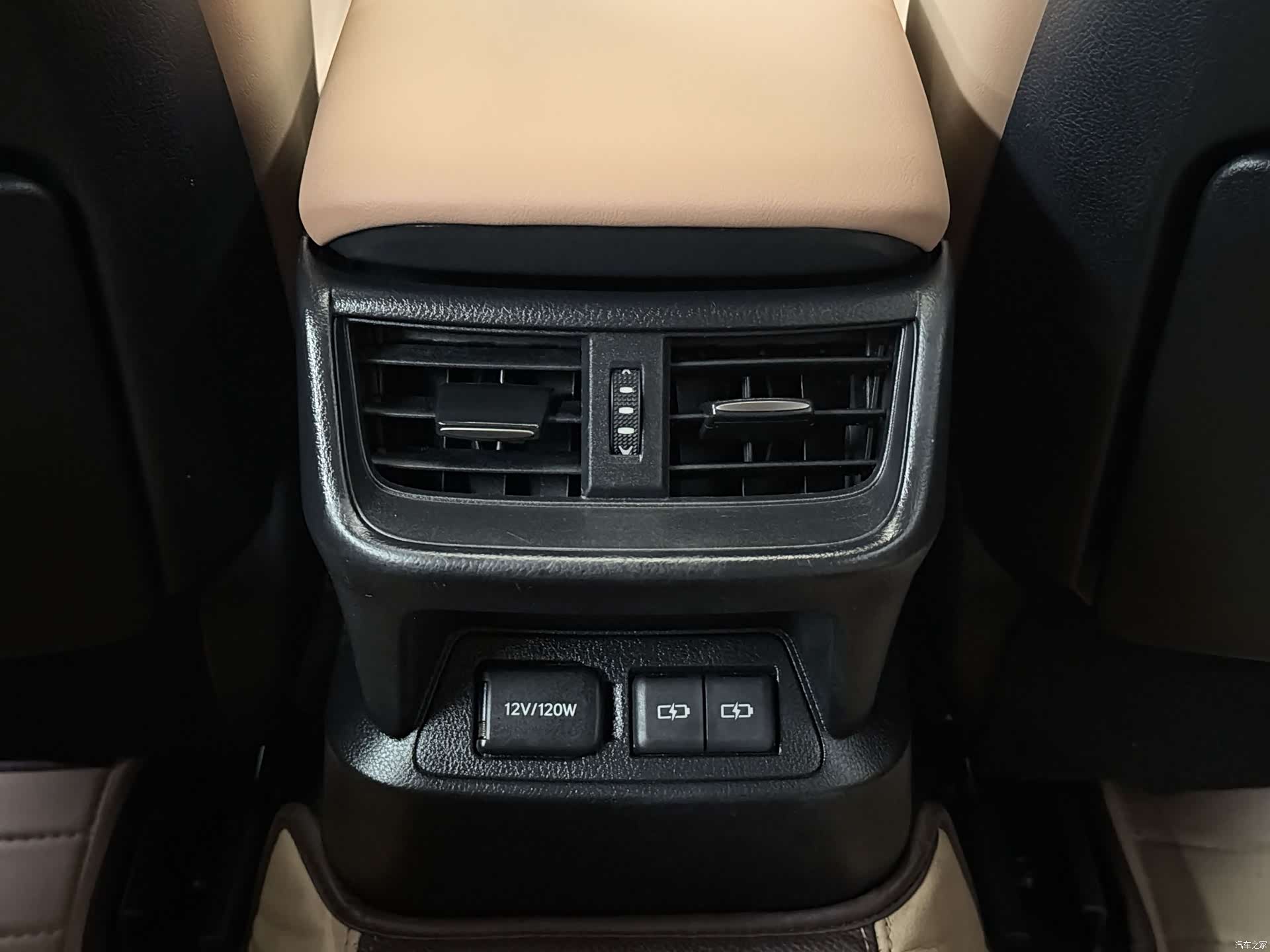 Lexus ES, 2023 18