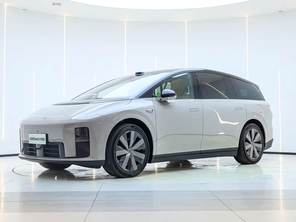 Li Auto i8