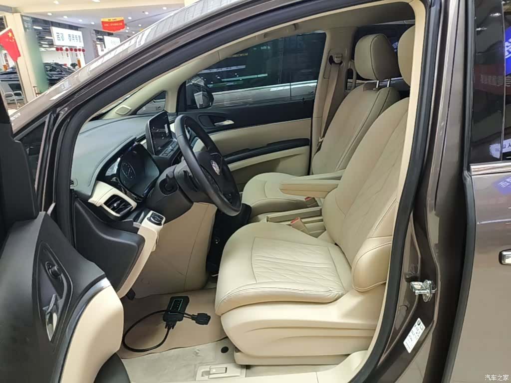 Buick GL8, 2023 15