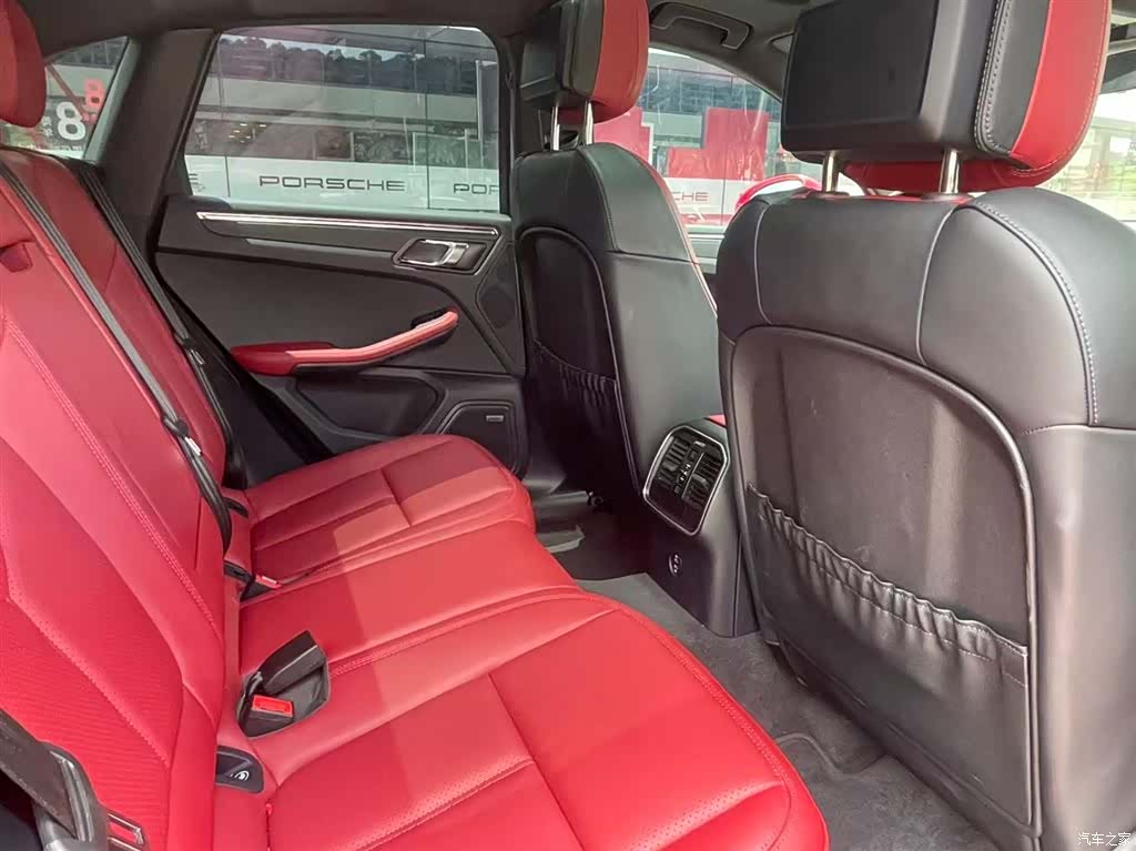 Porsche Macan, 2025 23