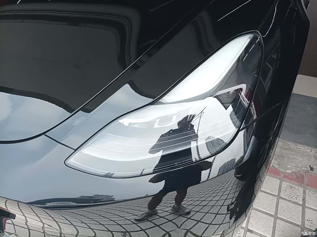 Tesla Model Y, 2021 24