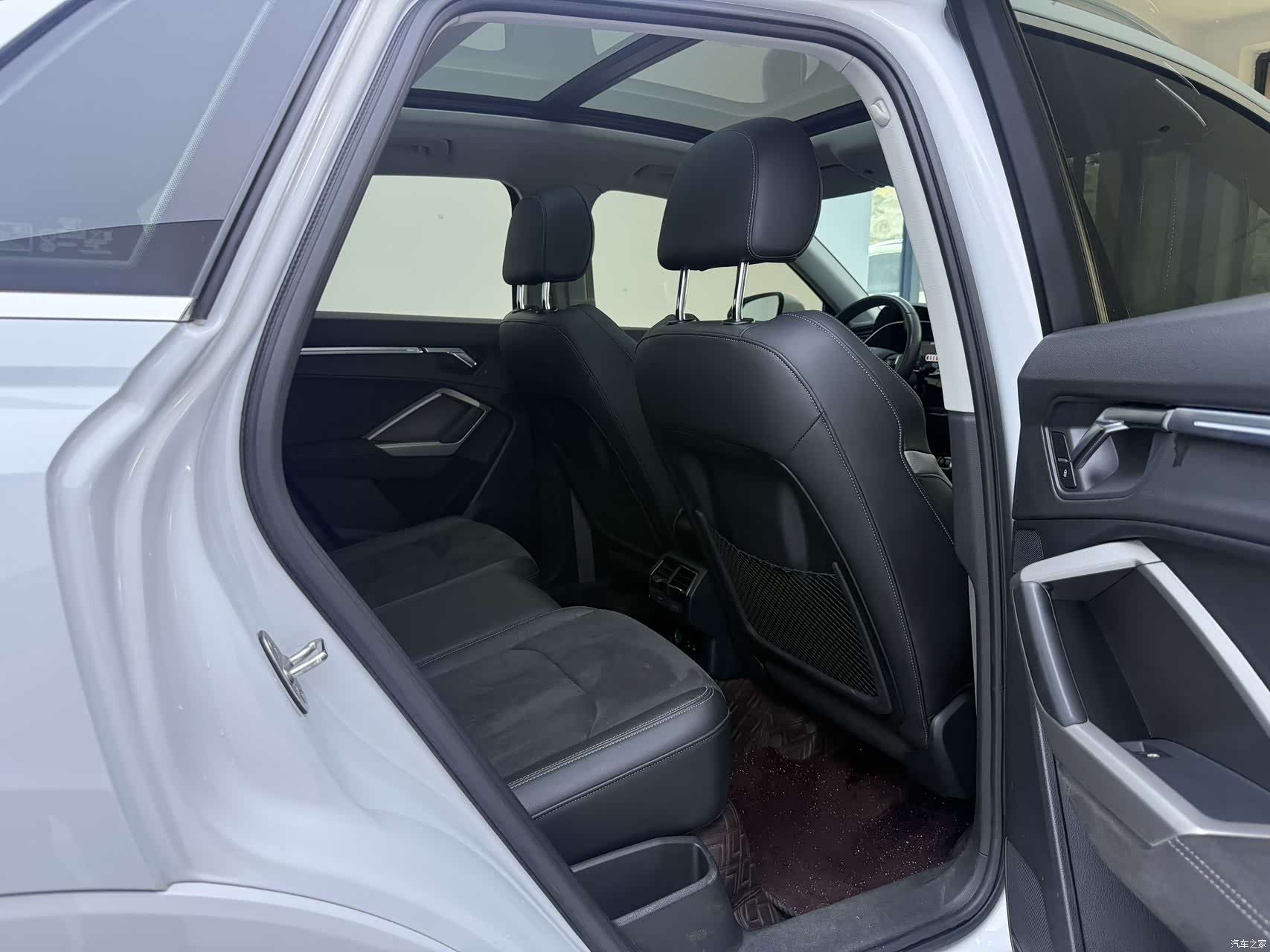 Audi Q3, 2022 9
