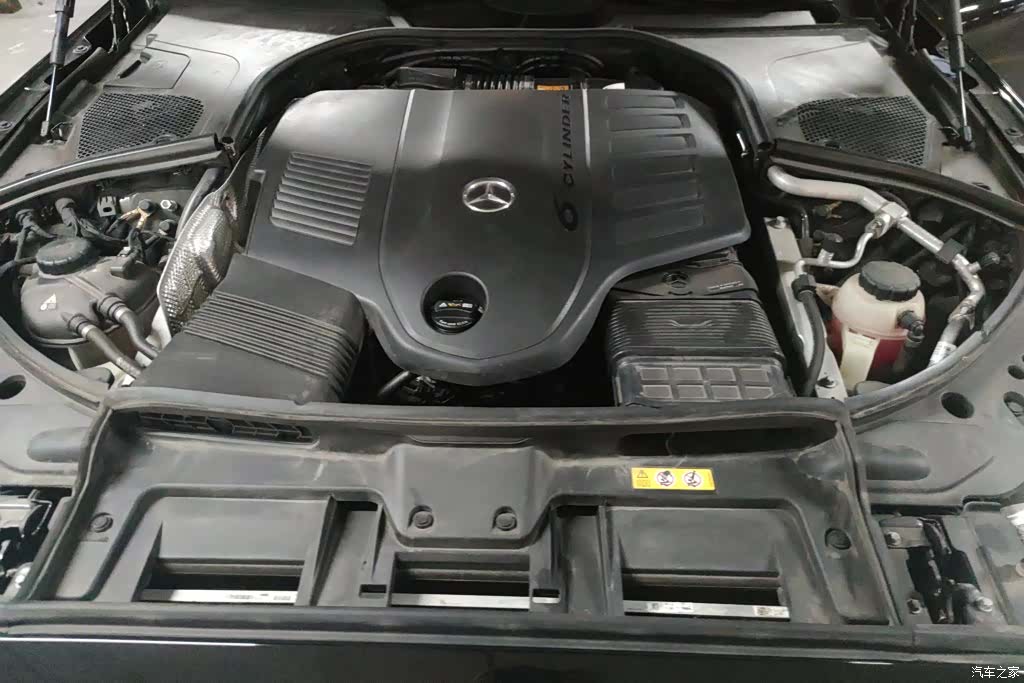 Maybach S-Class, 2023 10