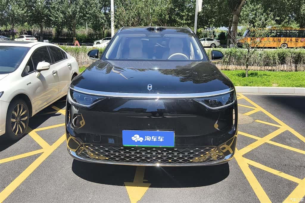 AITO M8, 2025 2