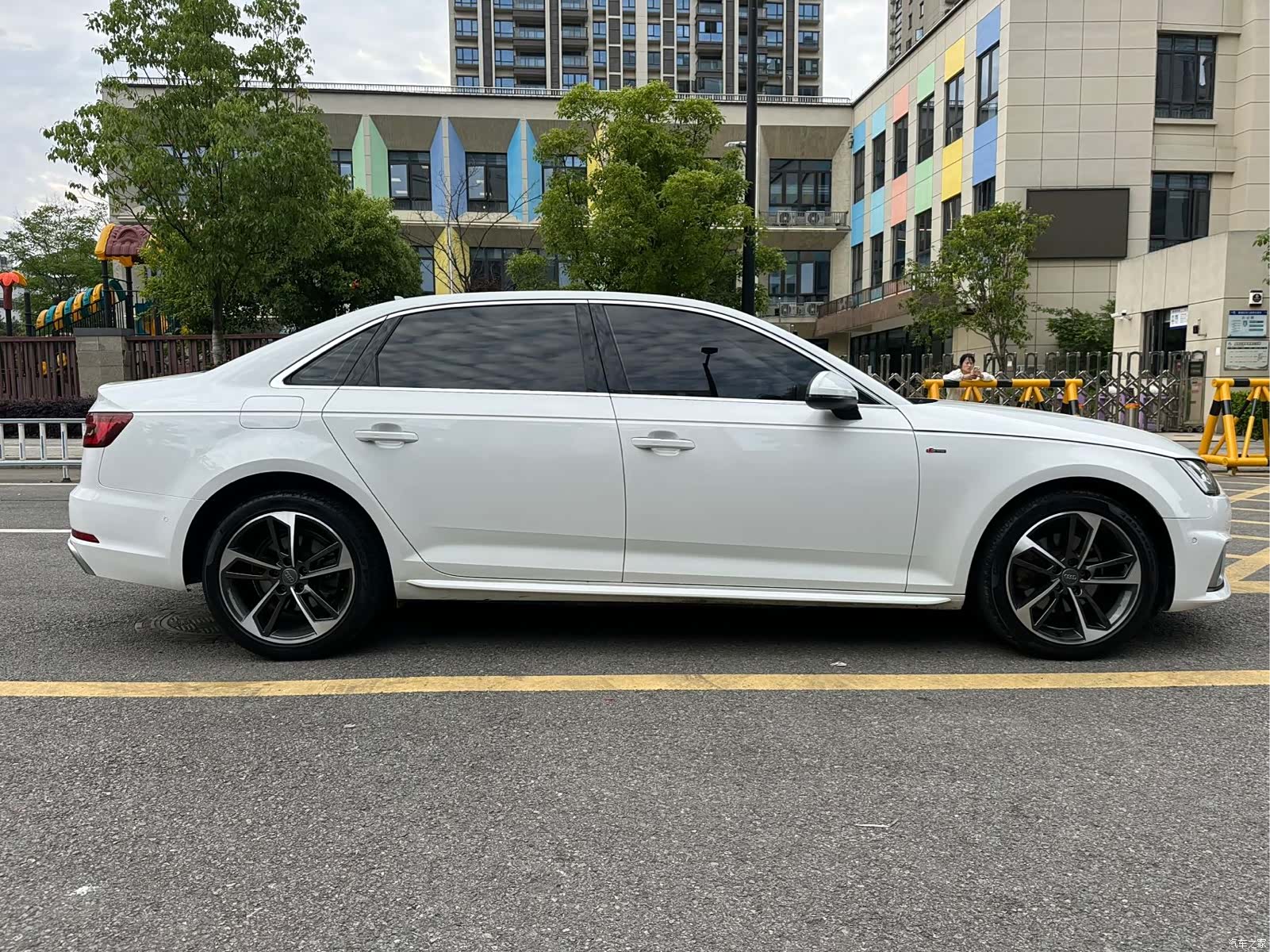Audi A4L, 2019 18
