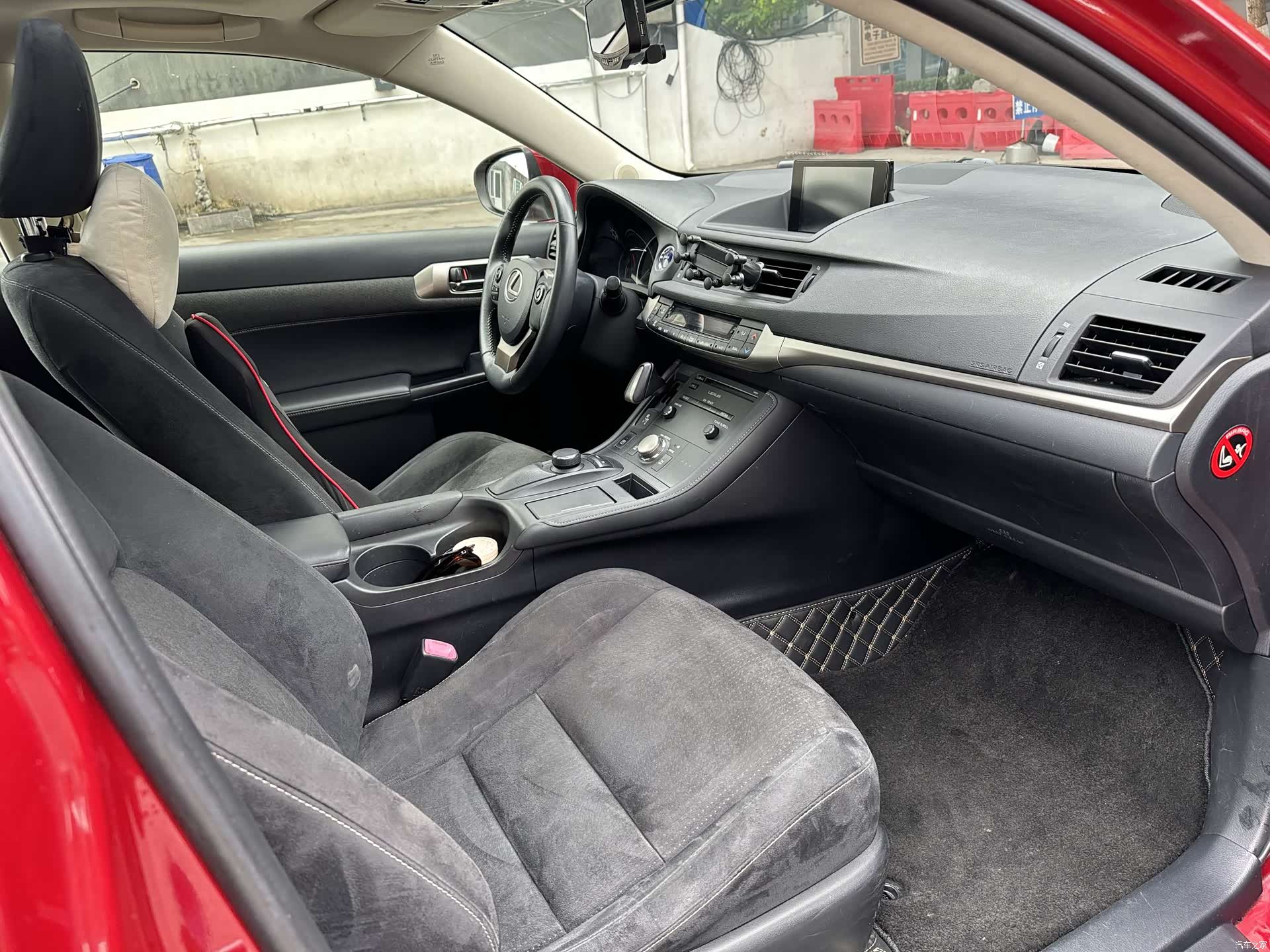 Lexus CT, 2014 8