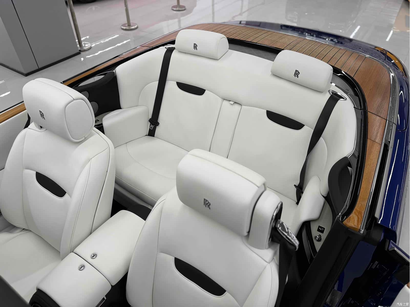 Rolls-Royce Phantom, 2012 15