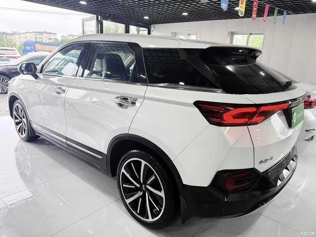 Bestune T77, 2019 17