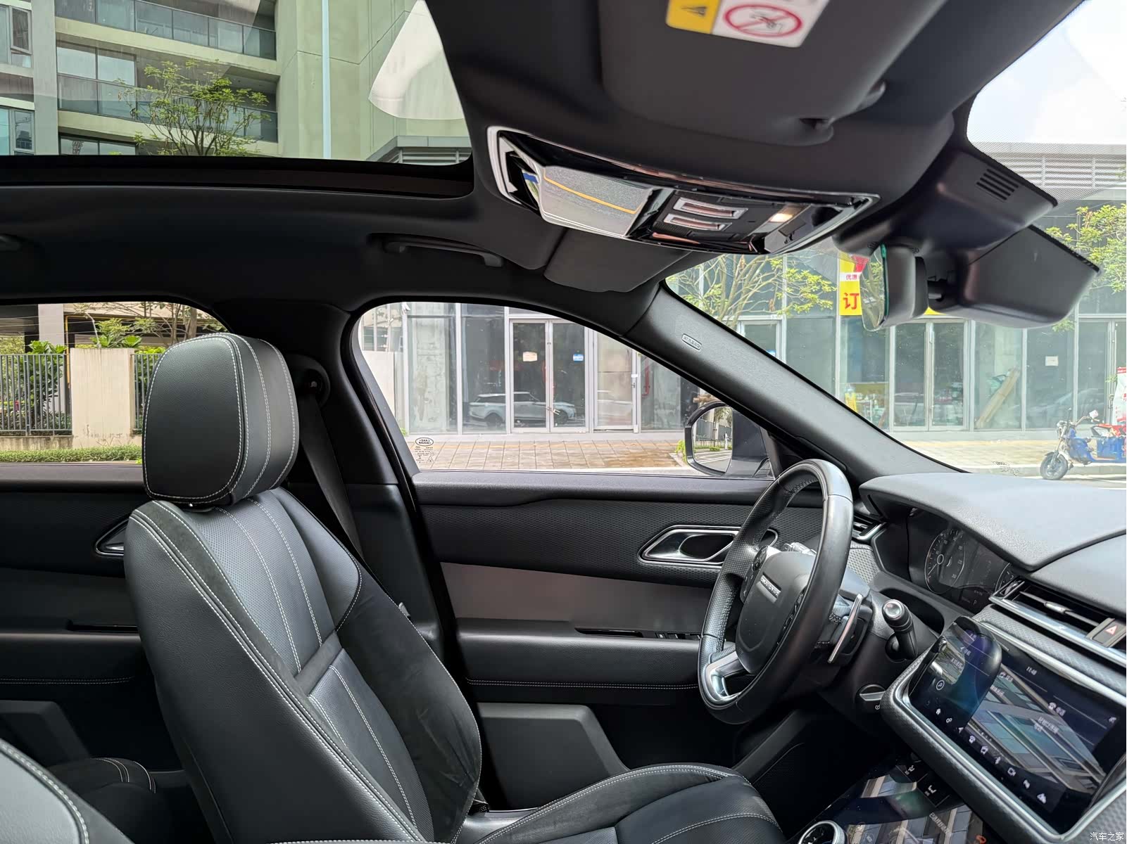 Land Rover Range Rover, 2019 19