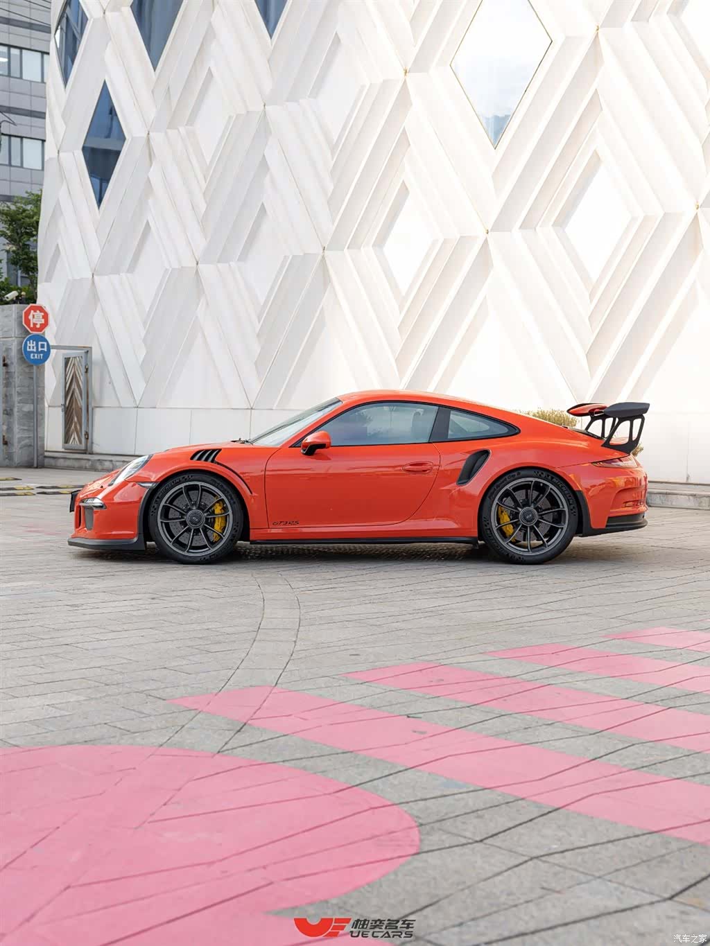 Porsche 911, 2020 7