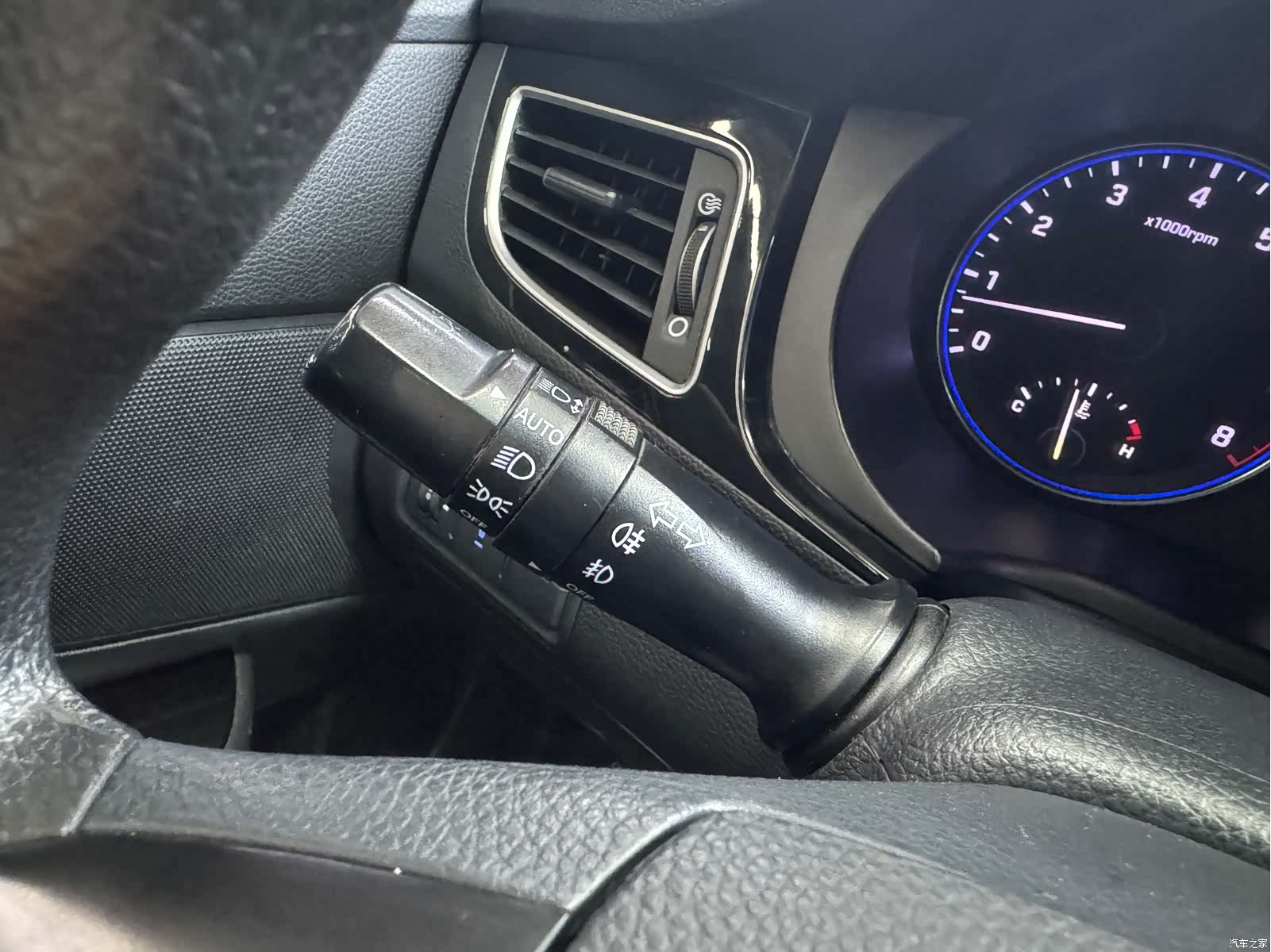 Hyundai GLS, 2015 17