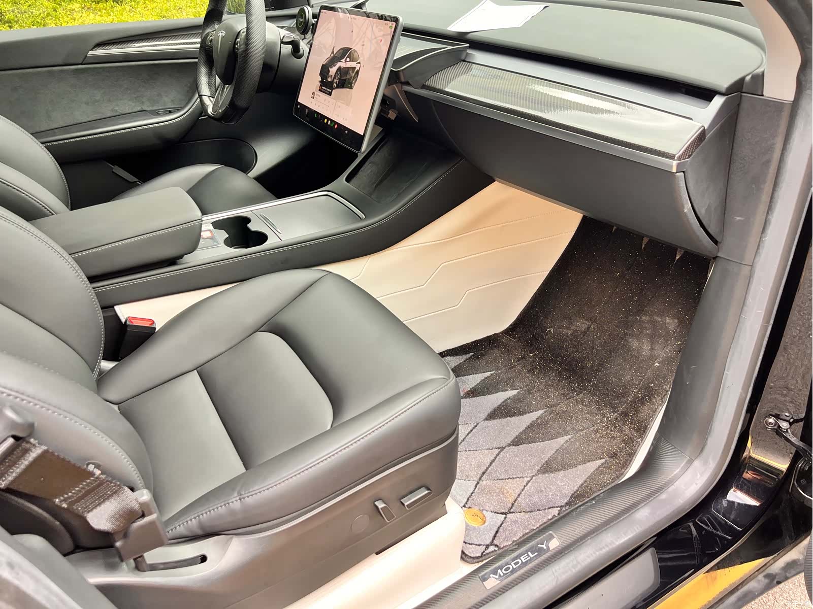 Tesla Model Y, 2023 11