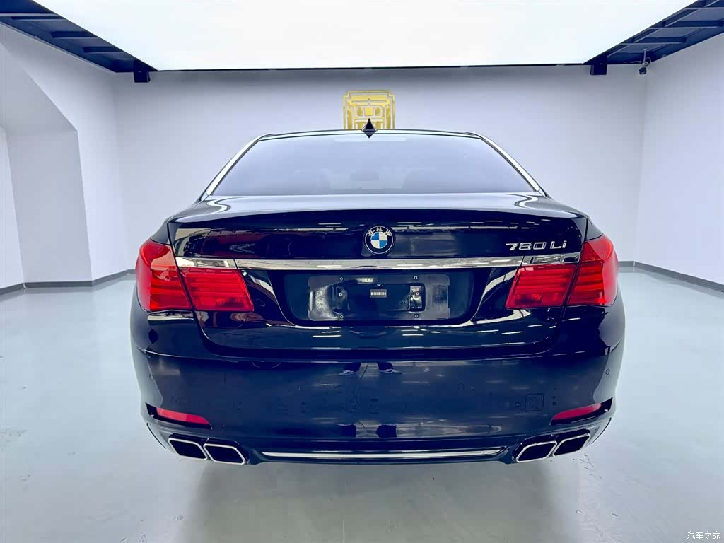 BMW 7 Series, 2011 все фото