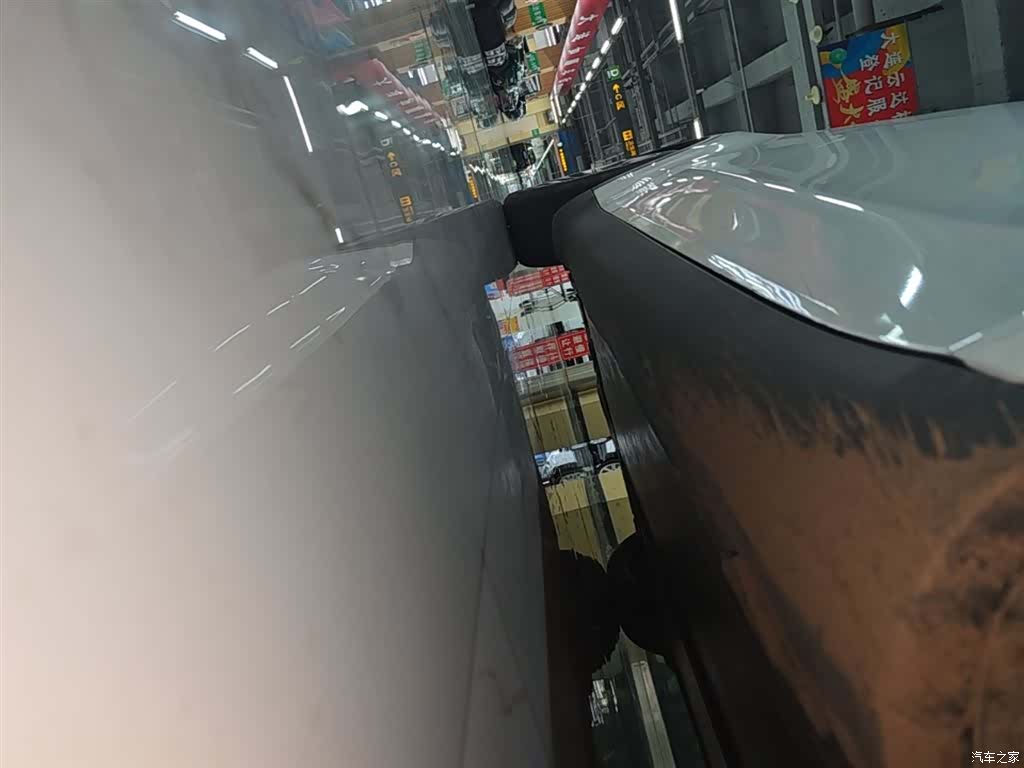 Tesla Model Y, 2024 21