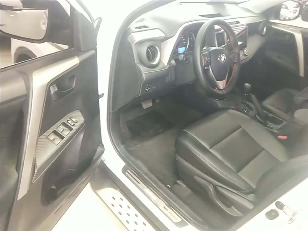 Toyota RAV4, 2016 16